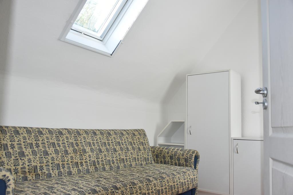 Csevi Apartmanhaz Мезёкёвешд Экстерьер фото